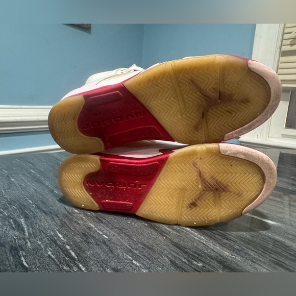 Jordan Kids Sneakers White and Red - Picture 14 of 14